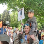 Представители социальной службы Астанайской и Алматинской епархии города Алматы приняли участие в памятном шествии "Бессмертного полка"