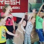 Сотрудники KFC города Алматы при участии сестер милосердия подарили настоящий праздник детям из многодетных семей